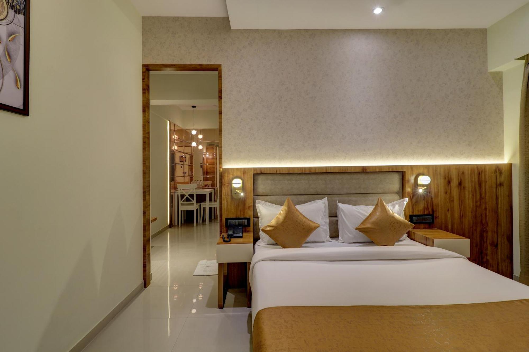 Home2 Studio Apartments Mumbai Exterior photo