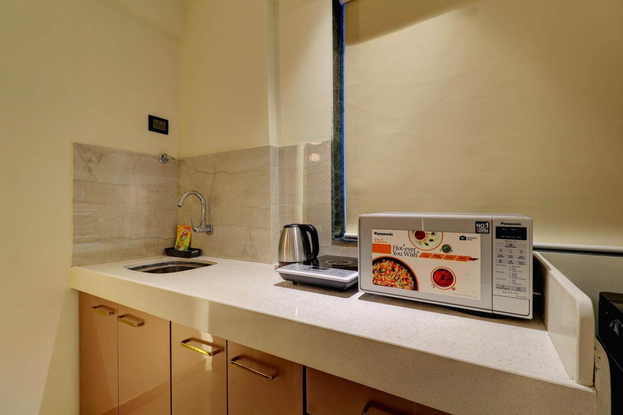 Home2 Studio Apartments Mumbai Exterior photo