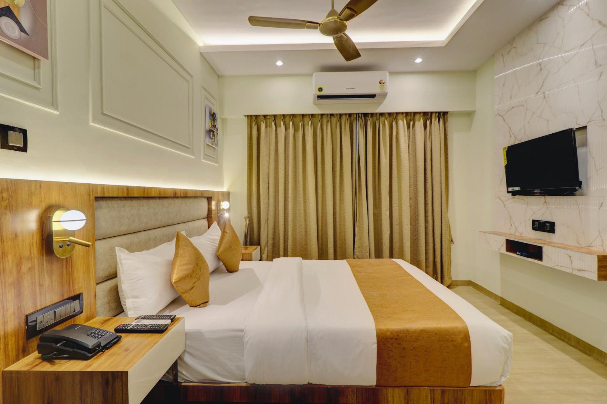 Home2 Studio Apartments Mumbai Exterior photo