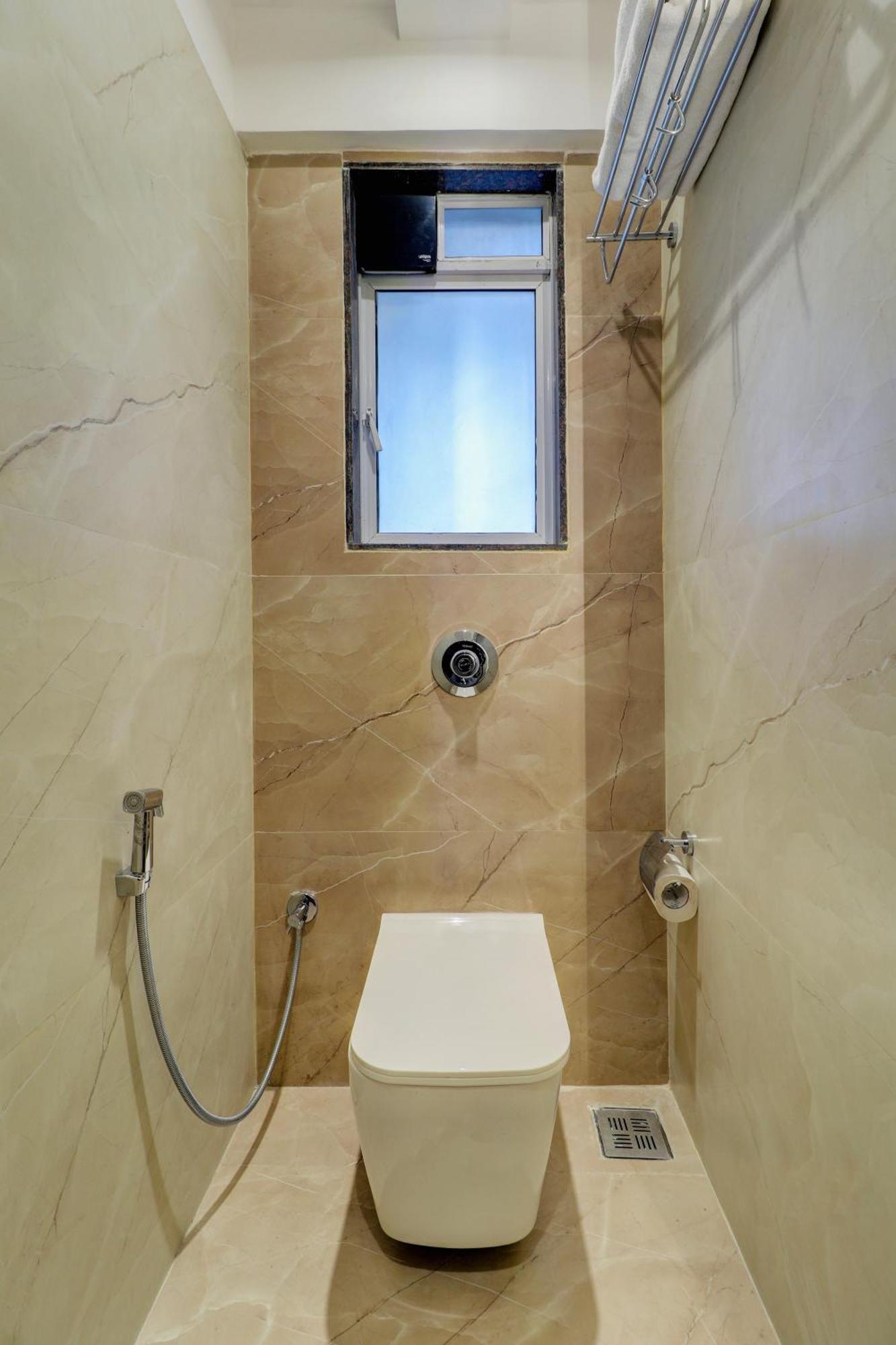 Home2 Studio Apartments Mumbai Exterior photo